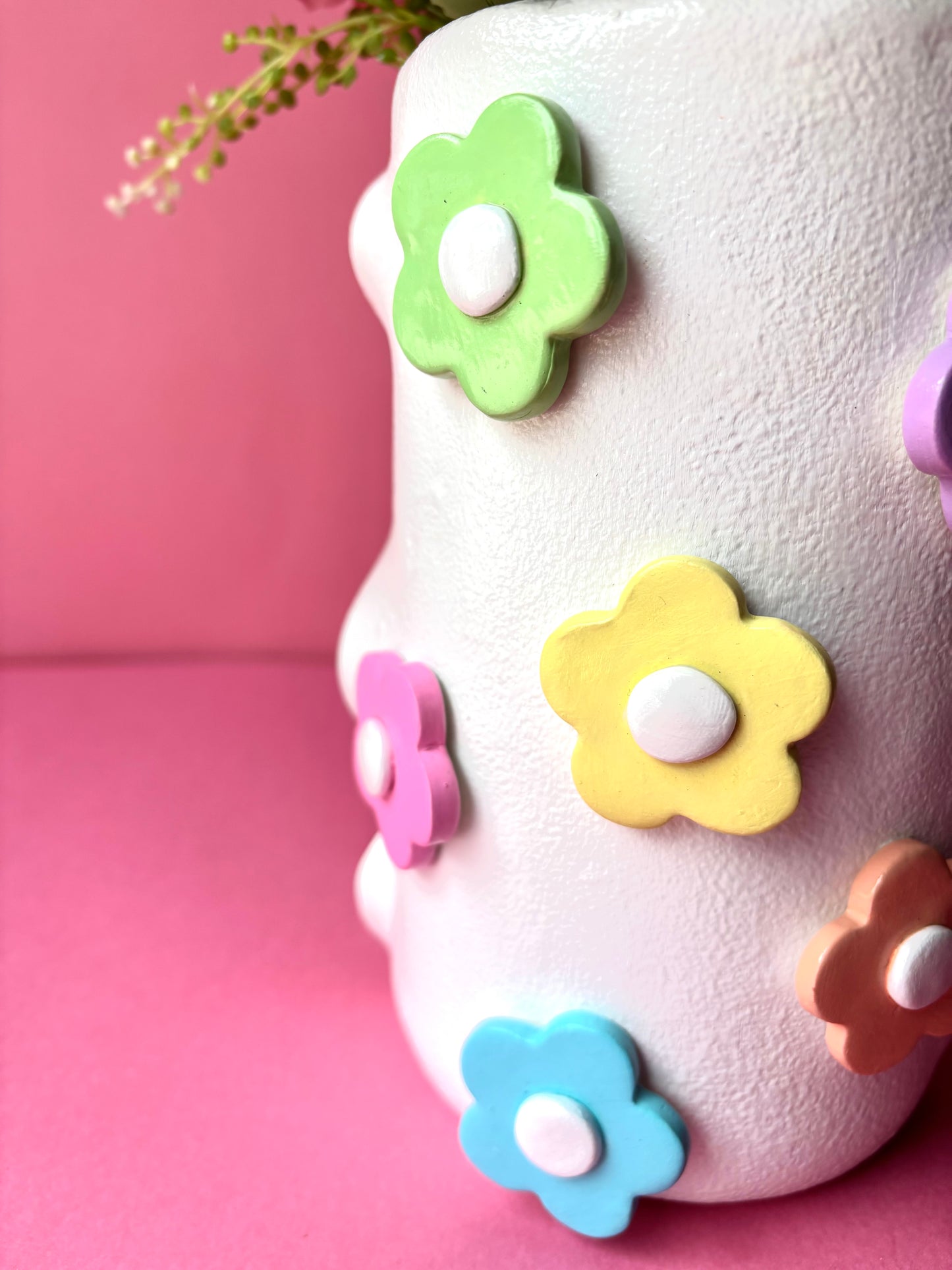 COLOURFUL FLOWER MAGNETS (pack of 6)