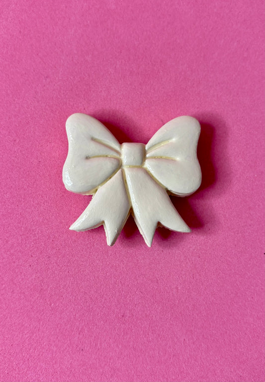 BEIGE BOW MAGNETS (pack of 6)