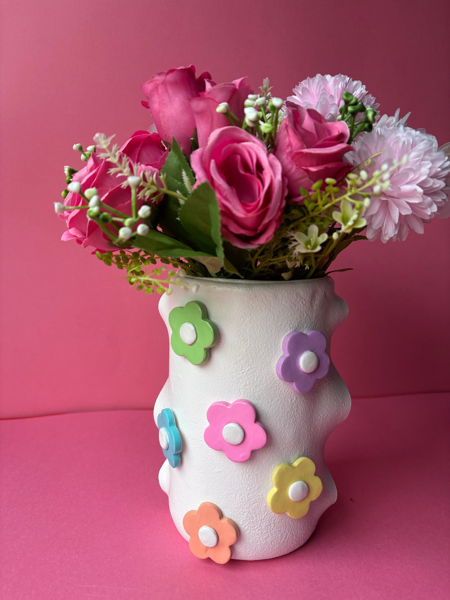 COLOURFUL FLOWER MAGNETS (pack of 6)