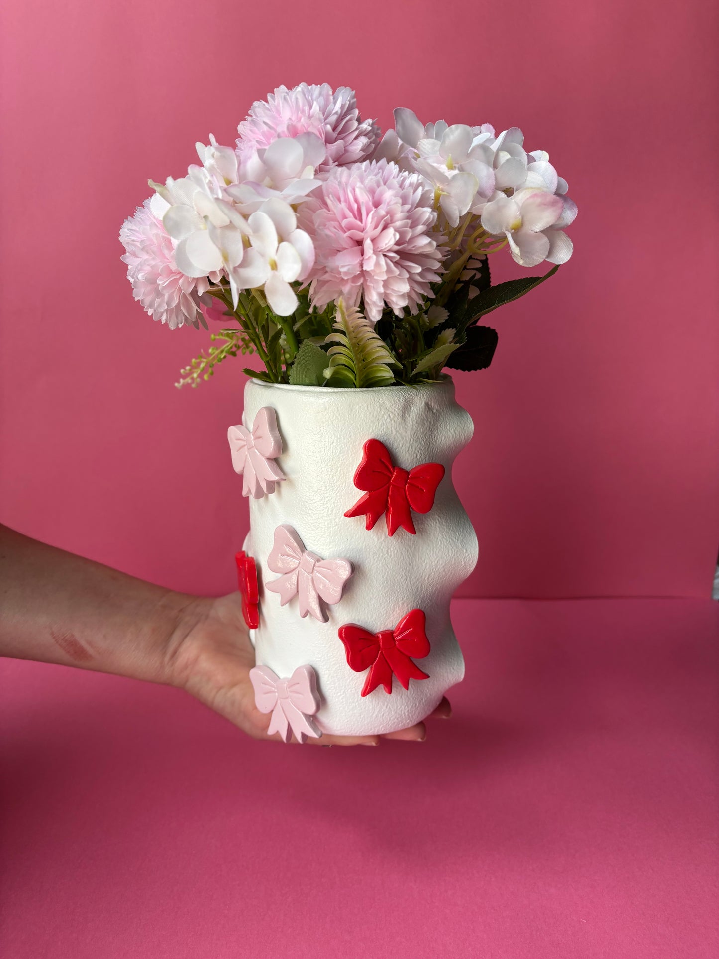 PINK AND RED BOW MAGNETS (pack of 6)